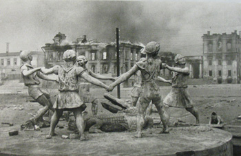 'Memories of a Peaceful Time, Stalingrad,' Emmanuel Evzerikhin. Loan from Teresa and Paul Harbaugh. Photo: CU Art Museum.