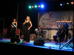 Lafra, a Croatian-Hungarian-Bulgarian ensemble, onstage in Cordoba in 2011. Photo by Hedy Weiss.