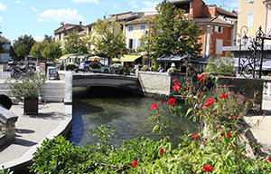 L'Isle-sur-la-Sorgue.