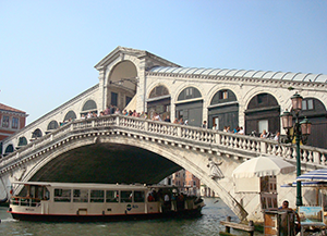 The Rialto bridge. Photo by Ofir Barnea.